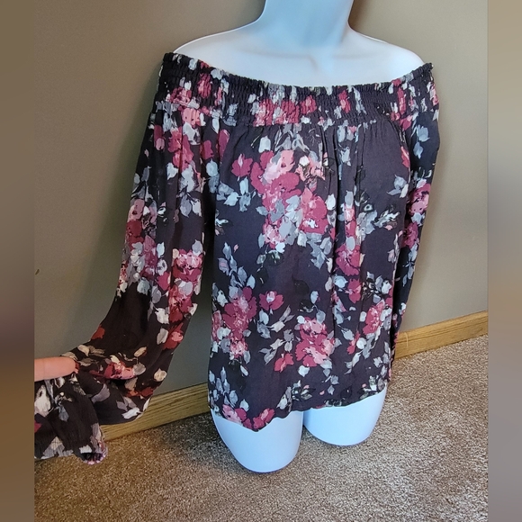 Aeropostale Off The Shoulder L9ng Sleeved Floral Blouse Size Large - Picture 1 of 11